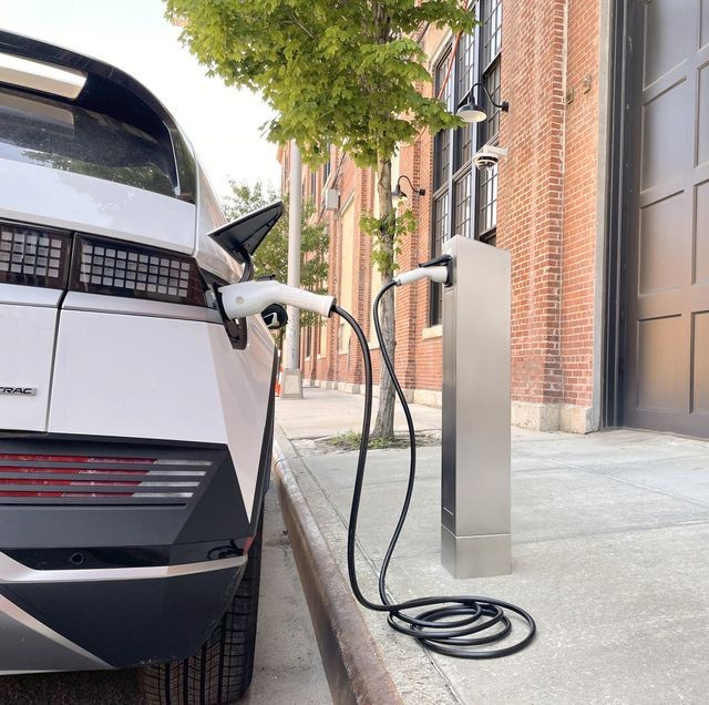 汽車(chē)充電樁加盟品牌選擇與市場(chǎng)定位